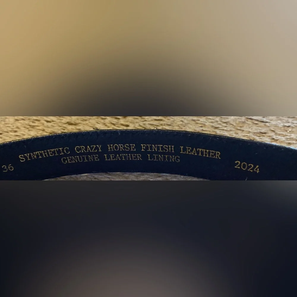 Gently preloved black unisex leather belt 36 inches